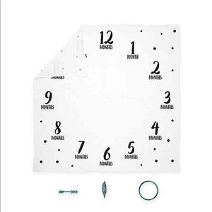 Pearhead Watch Me Grow Muslin Photo Blanket